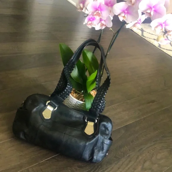 Leather Bag - Picture 5 of 9